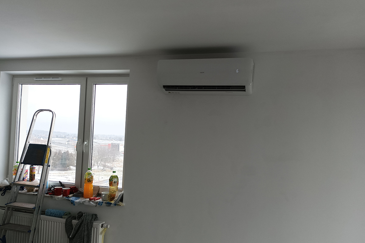 montaz-klimatyzacji-pysznica-2